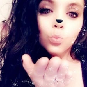 Meet your Posher, Shawntal